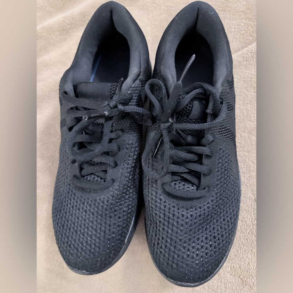 Women’s Black Nike Athletic Sneakers